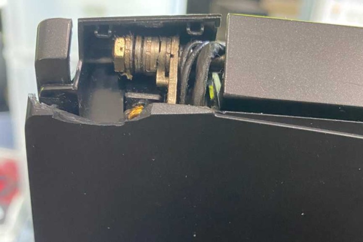laptop bottom cracked hinge broken aftershock