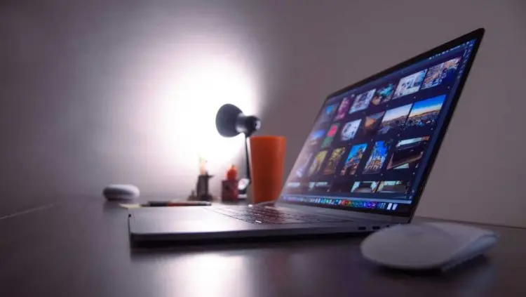 Is It Worth To Fix A Laptop Screen?